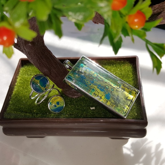 Hand Painted Necklace - Picture 4 of 5